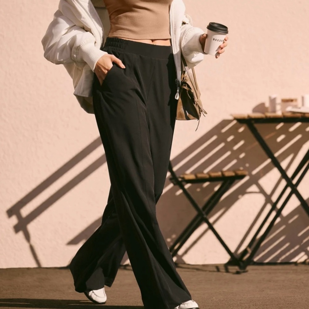 Fabletics NWT Black Downtown Wide Leg Pant Size XS
